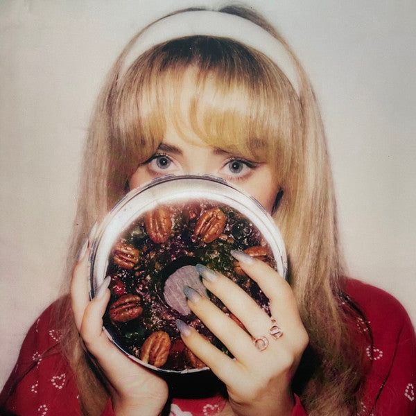 Sabrina Carpenter – Fruitcake