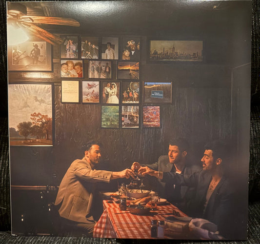 Jonas Brothers – Greetings From Your Hometown